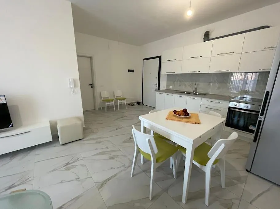 Beachside Charm Apartment Golem